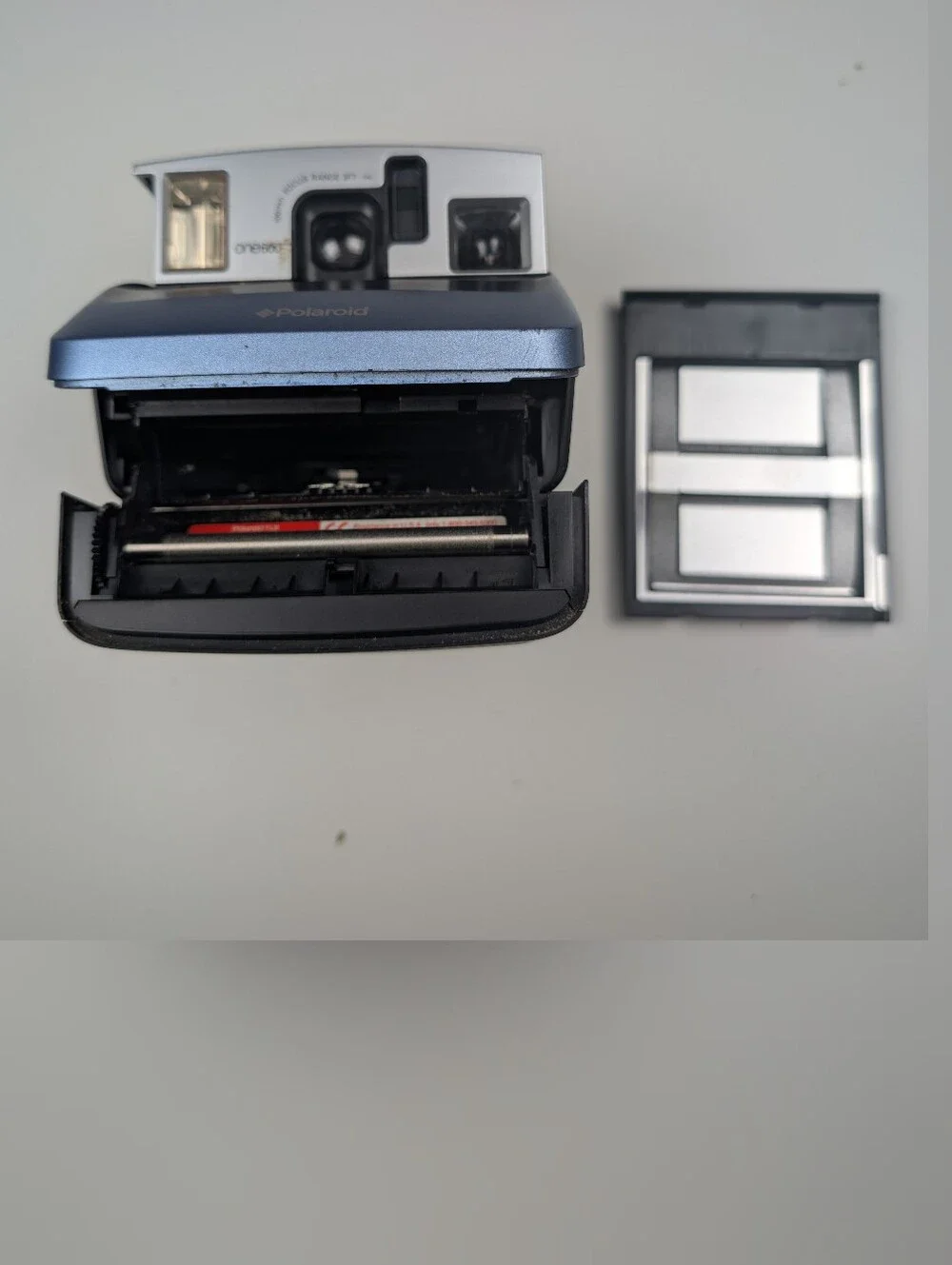 Polaroid One600 Blue Folding Instant Camera 600 Film Power & Flash Tested